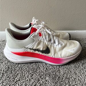 Nike zoom winflo men’s shoes size 10